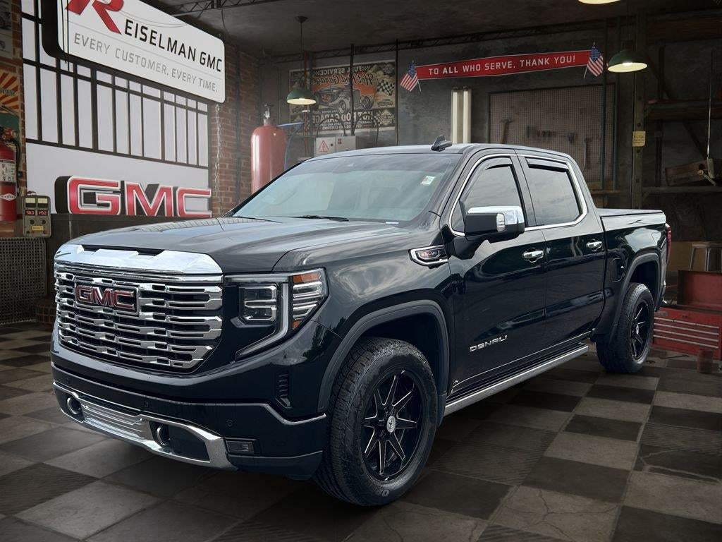 2022 GMC Sierra 1500 Denali in Onyx Black — front three-quarter view