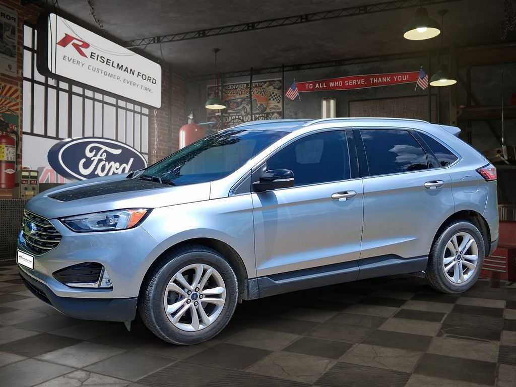 2020 Ford Edge SEL in Silver Metallic — front three-quarter view